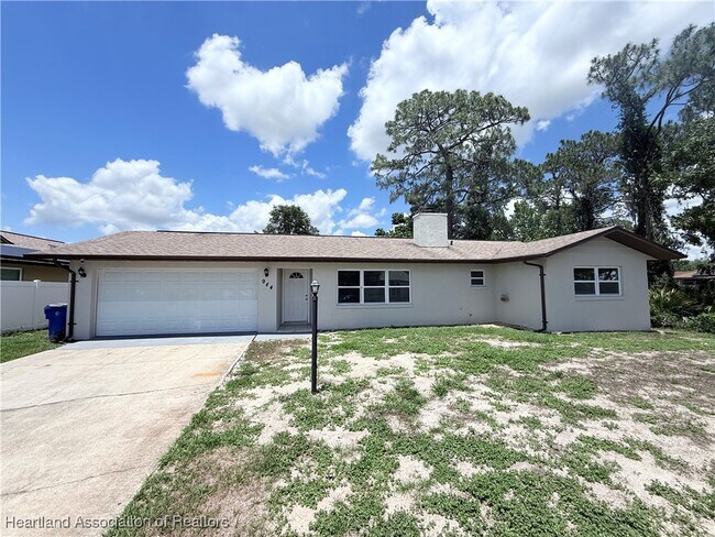 Primary Photo - 944 Galaxy Ave