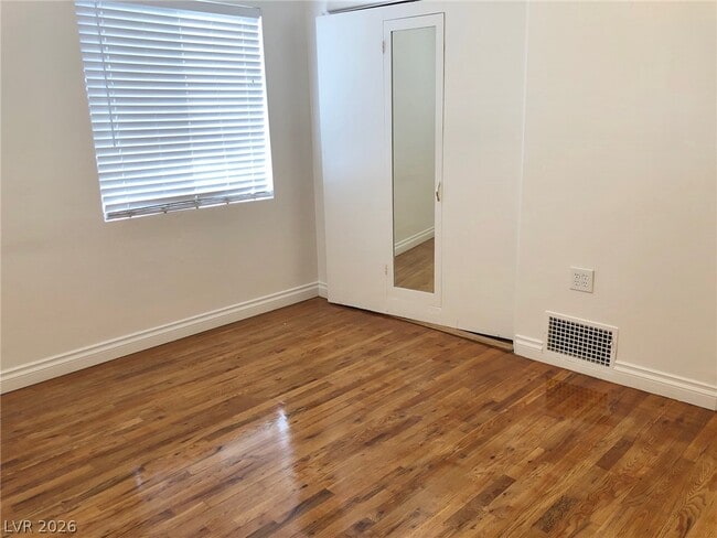 Building Photo - 2300 Santa Clara Dr