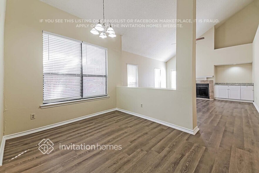 Building Photo - 2146 Falcon Ridge Dr