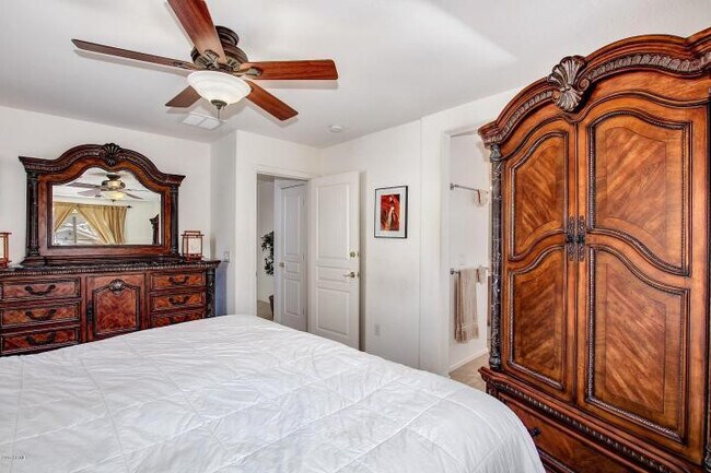 Building Photo - 1674 E Joseph Way