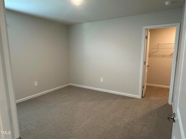 Building Photo - 1143 Winding Spg Dr
