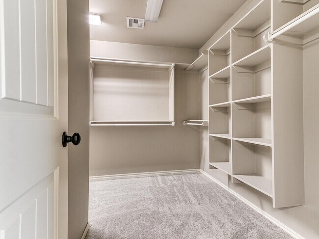 Building Photo - 4817 Arbuckle Dr