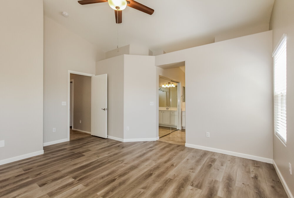 Building Photo - 10435 W Medlock Dr