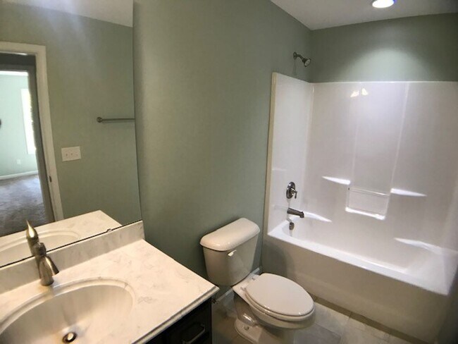 Building Photo - Contemporary Duplex in Prime Downtown Cary...