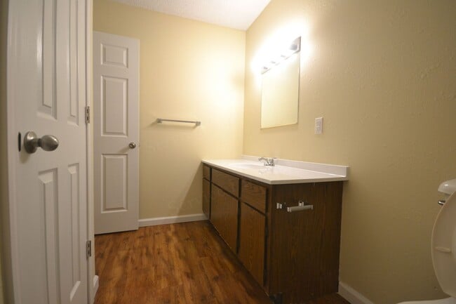 Building Photo - Hillcrest Village Apartments