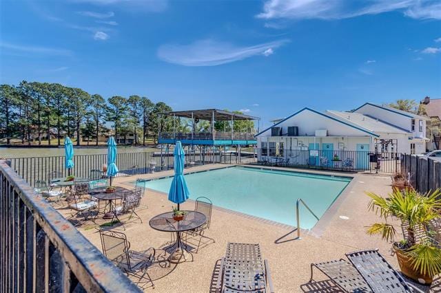 Building Photo - 1933 Island Cir