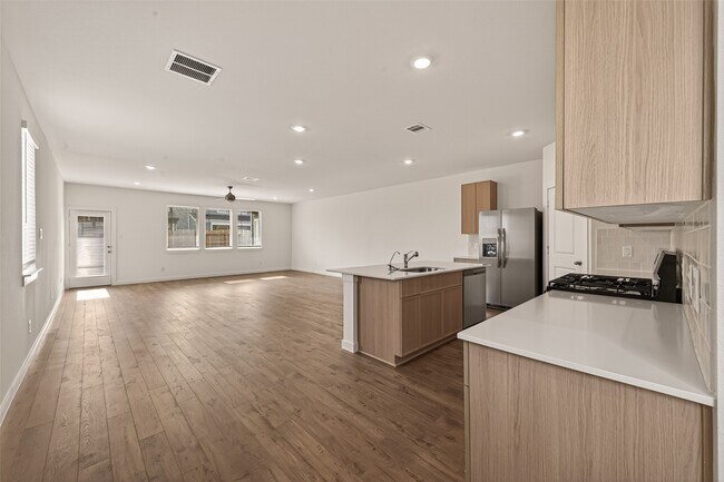 Building Photo - 3554 Shearwater St