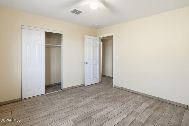 Building Photo - 3580 Black Bear Ln