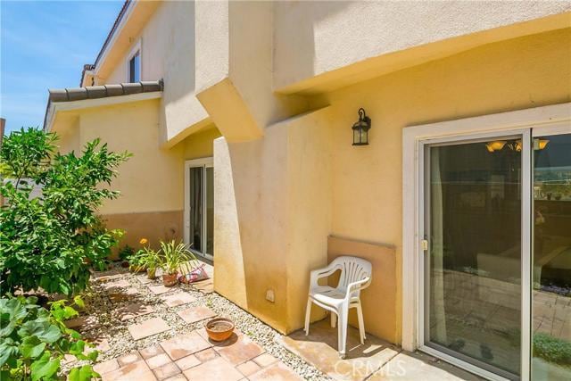 Building Photo - 43 El Dorado St