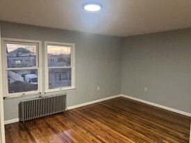 Building Photo - 82 Fiat Ave