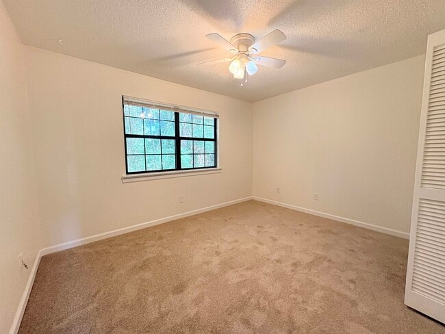 Building Photo - 1543 Coombs Dr