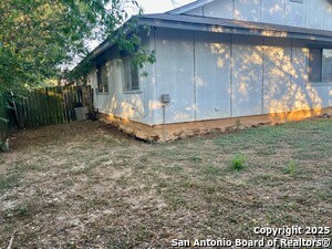 Building Photo - 8806 Meadow Range St