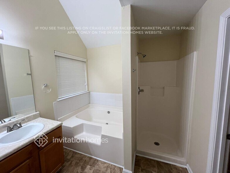 Building Photo - 4138 Ash Tree St SW