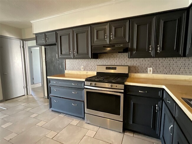 Building Photo - 1309 Jefferson St