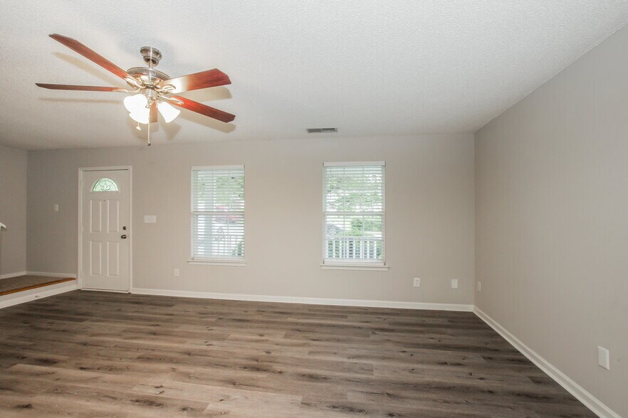 Building Photo - 10632 Greatford Ct