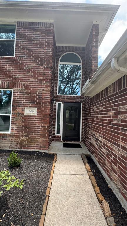 Building Photo - 209 McVoy Dr