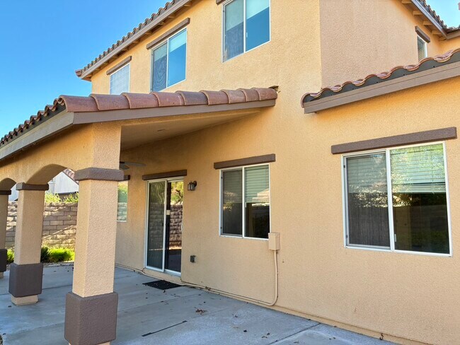 Building Photo - 940 Encorvado St