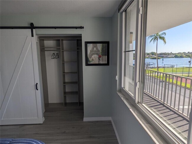 Building Photo - 19111 Vista Bay Dr