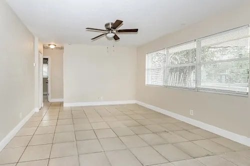 Building Photo - 5670 S 38th Ct