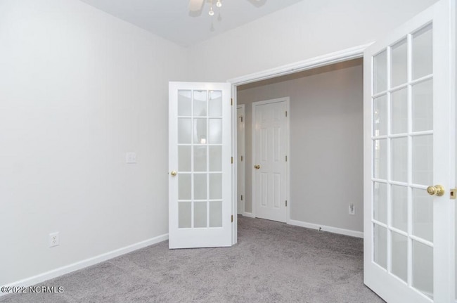 Building Photo - 1017 Avenshire Cir