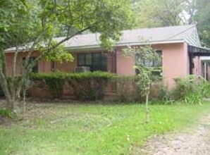 Building Photo - Cozy Home In Seminole Manor