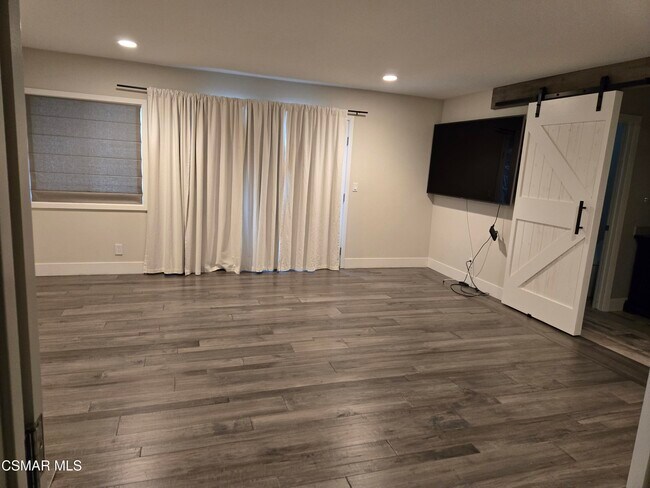 Building Photo - 3287 W Sierra Dr