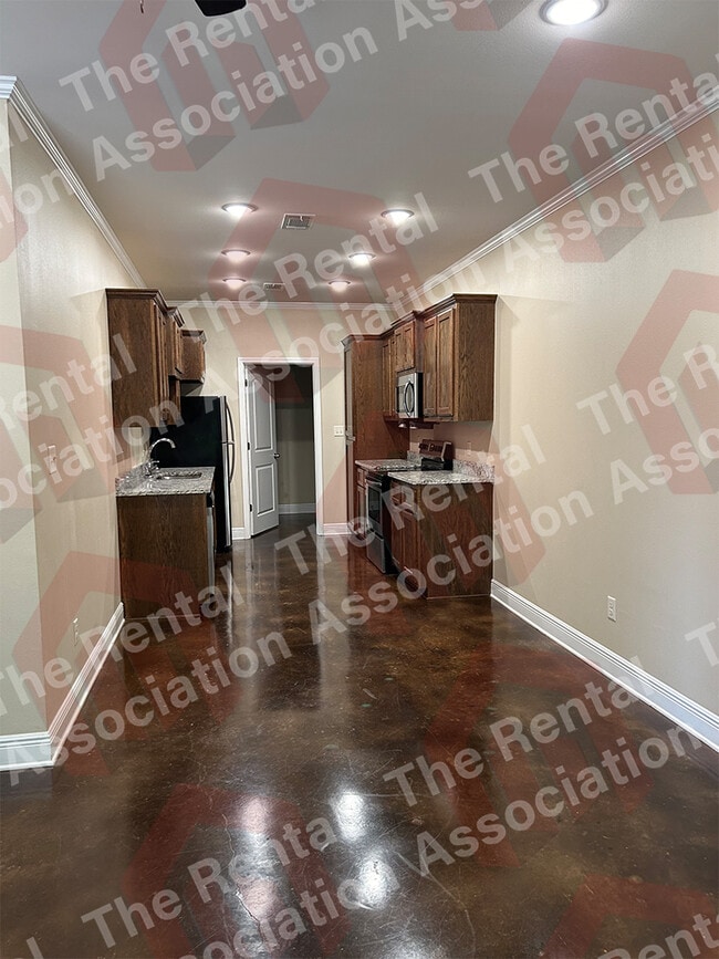 Building Photo - 630 Old Darbonne Rd