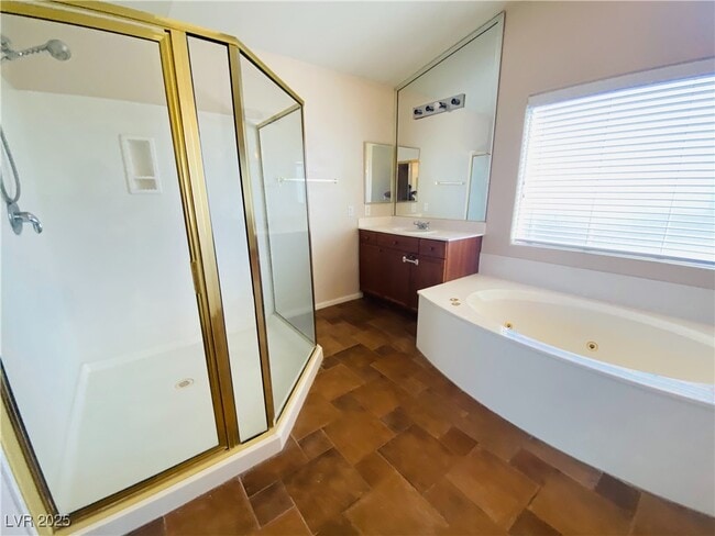 Building Photo - 134 Corey Creek Ct