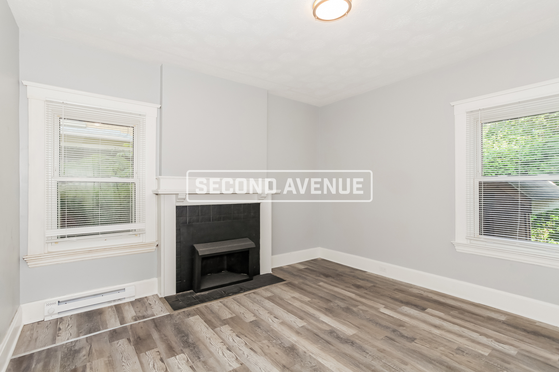 Building Photo - 2657 Fenton Ave