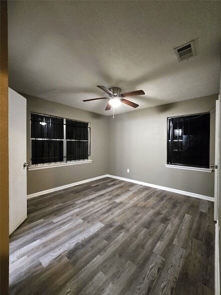 Building Photo - 12008 Bellafonte Dr