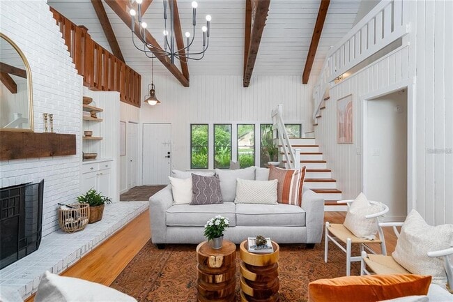 Building Photo - 8303 N River Oaks Ct