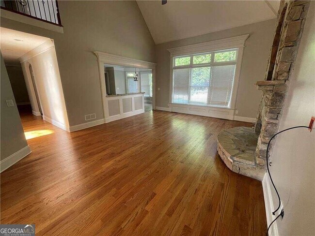 Building Photo - 8730 Sawgrass Way