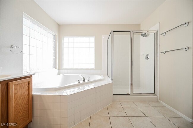 Building Photo - 4599 Deer Forest Ave