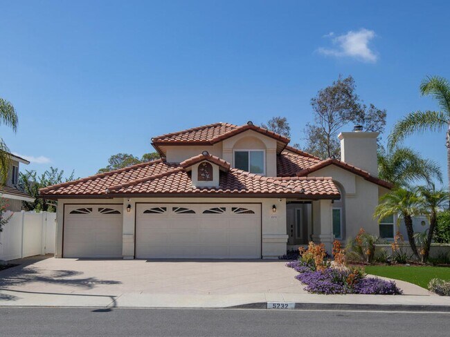 Building Photo - Stunning Fully Remodeled Home in Rancho De...