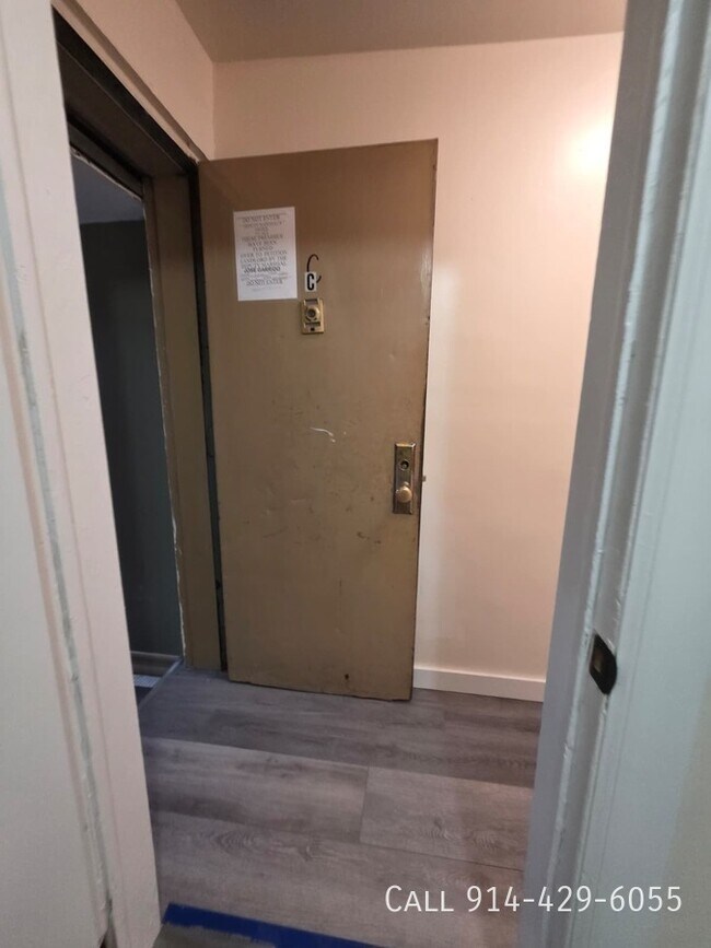 Building Photo - 258 Woodworth Ave