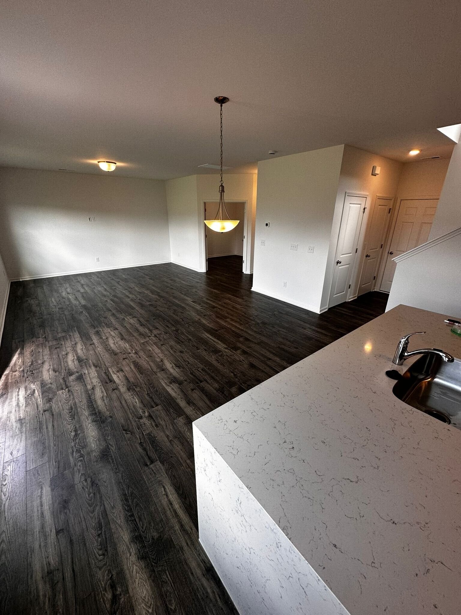 Building Photo - 242 Redondo Dr