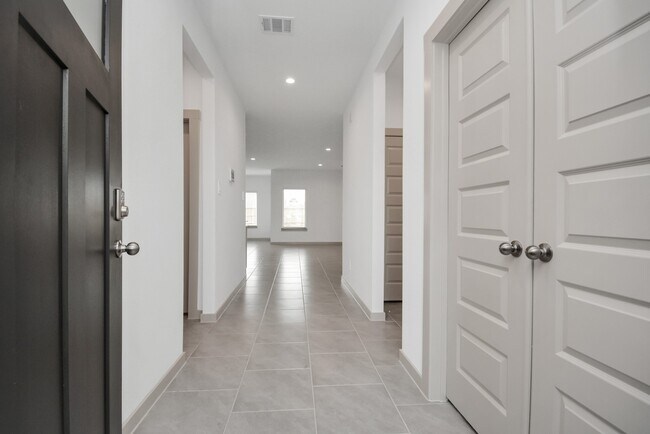 Building Photo - 3406 Harper Mdw Ln