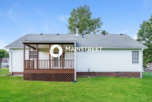 Building Photo - 3 Bedroom Pet-Friendly Home in GOODLETTSVILLE, TN with Main Street Renewal