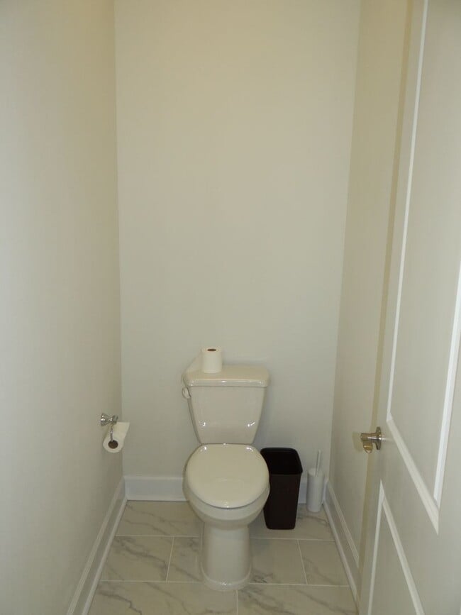 Building Photo - Furnished Townhome in Dunedin