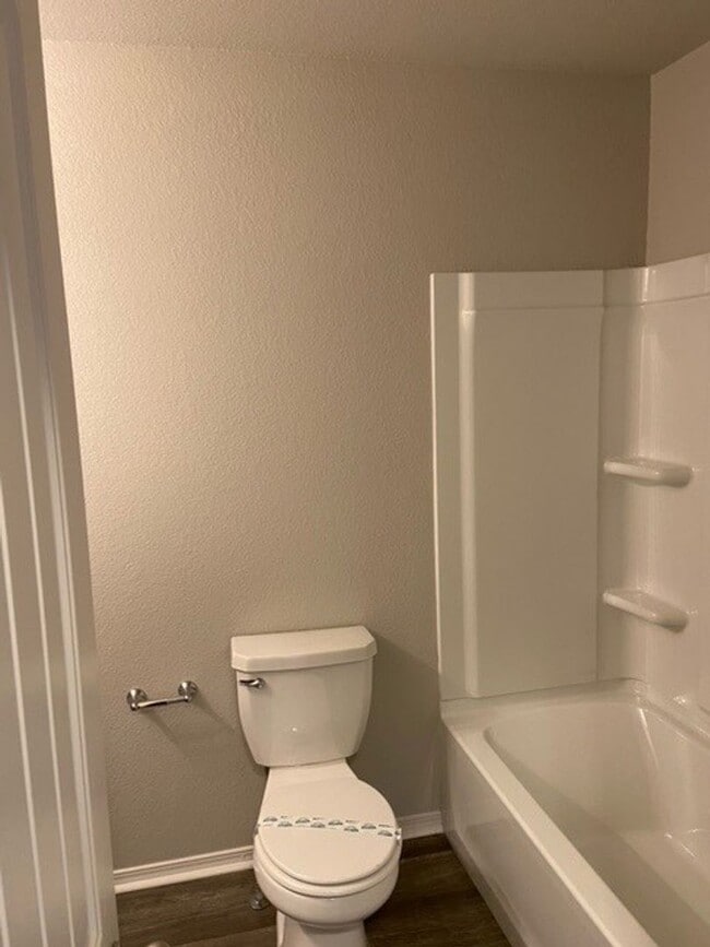 Building Photo - Preleasing Now-Three Bedroom | Two Bath Home in Conrad Court