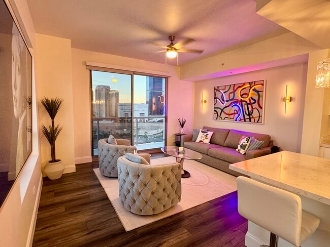 Building Photo - 200 W Sahara Ave