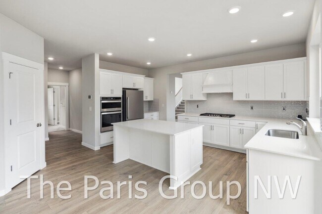 Building Photo - 2122 83rd Ave E