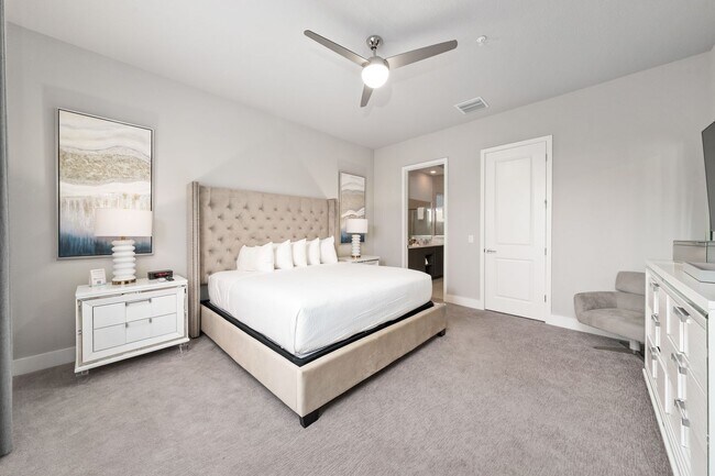 Building Photo - 7740 Sandy Ridge Dr