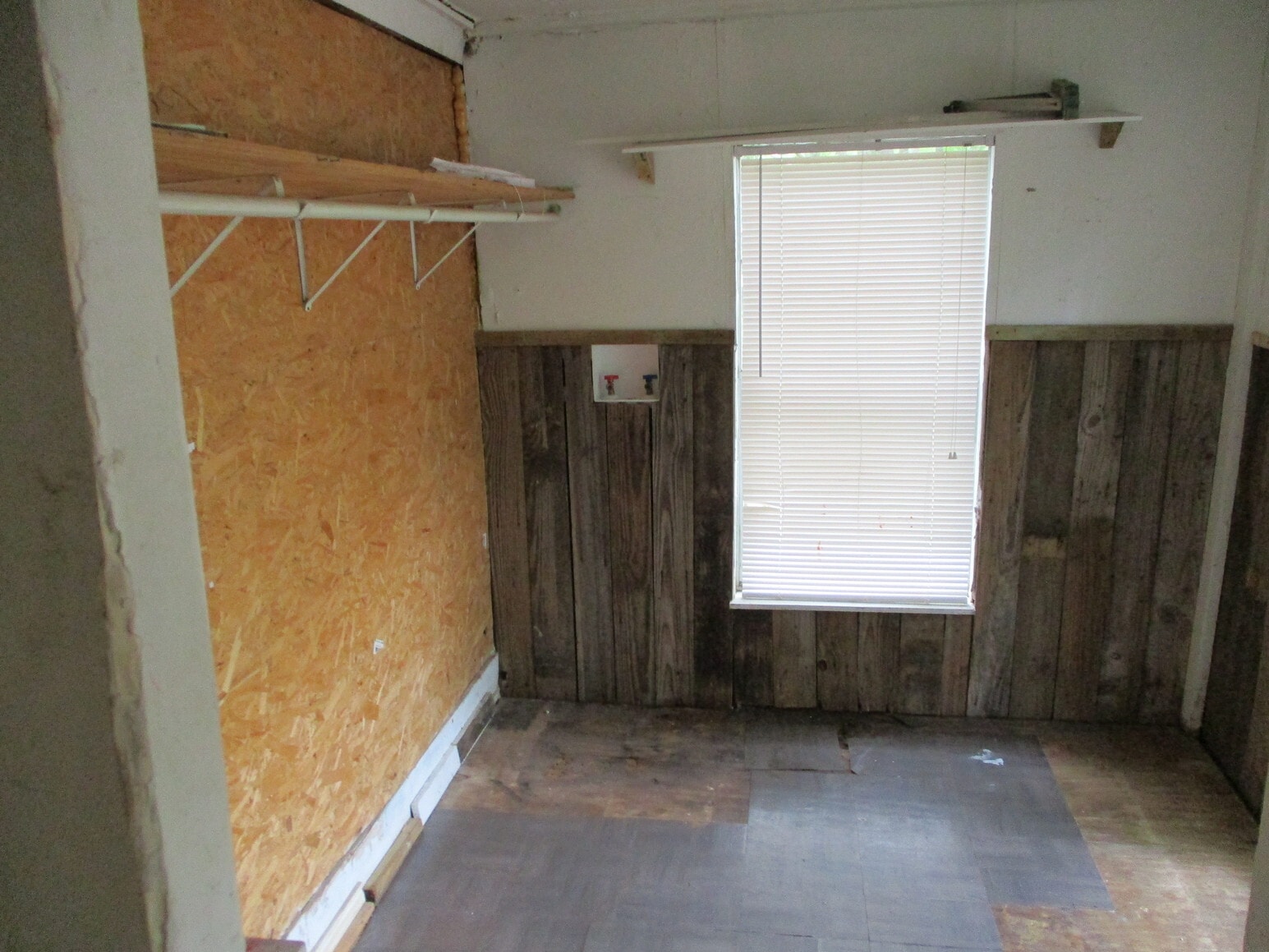 Building Photo - 4206 Trent Rd