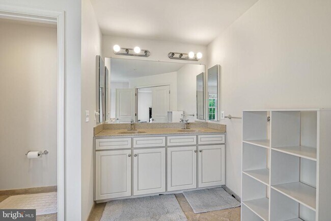 Building Photo - 1550 Rabbit Hollow Pl