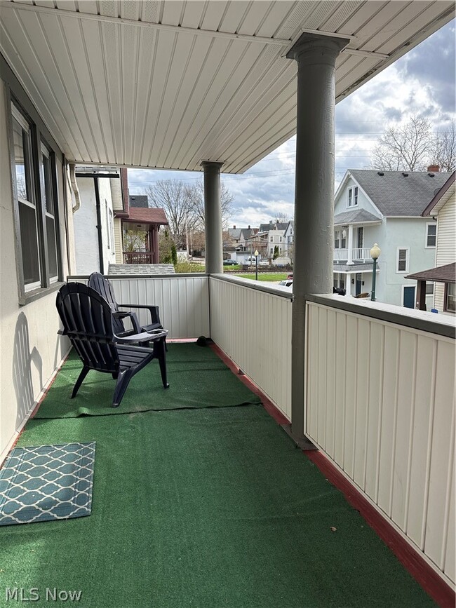 Building Photo - 1275 Clifton Prado