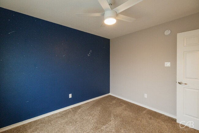Building Photo - For Lease