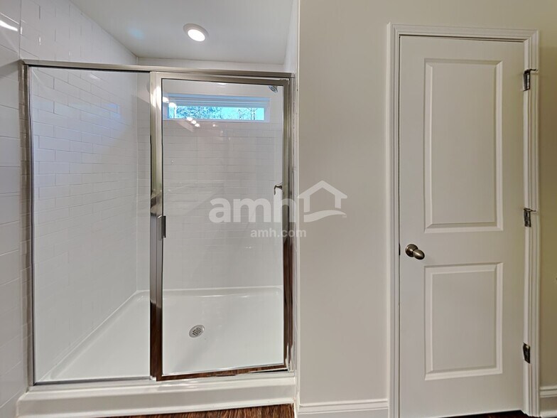 Building Photo - 1330 Ashlyn Ct