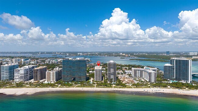 Building Photo - 10205 Collins Ave