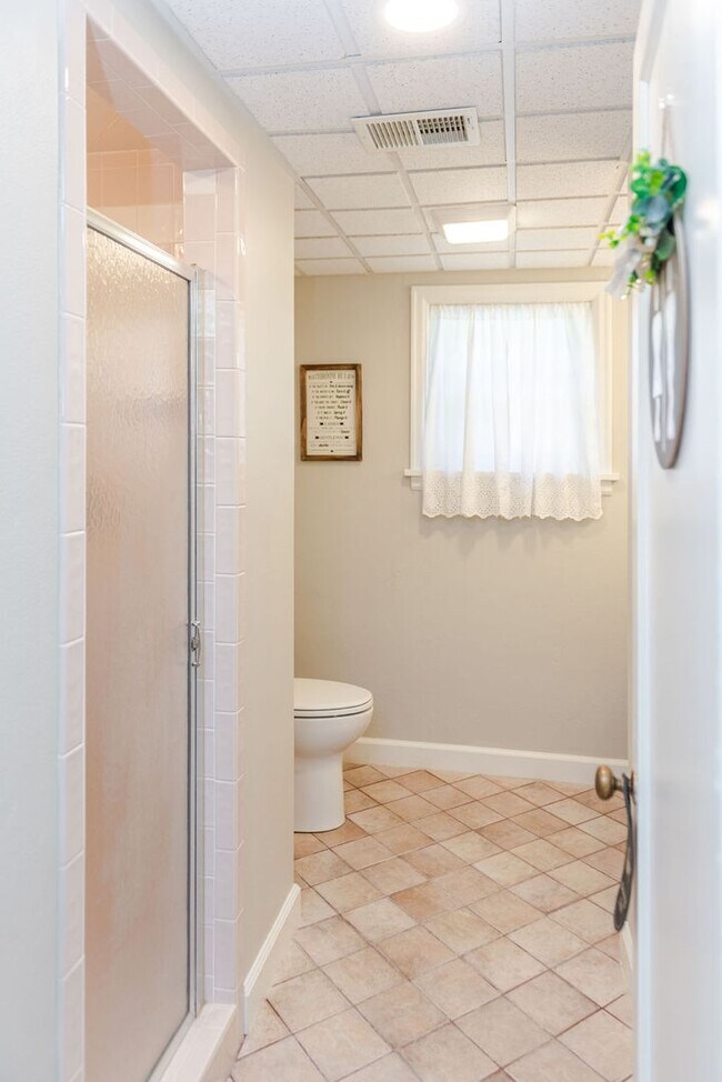 Building Photo - BRAND NEW REMODEL